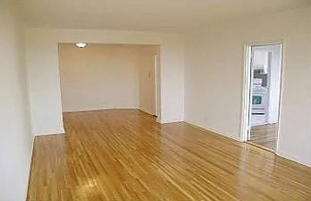 12325 82nd Ave