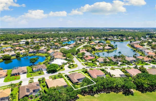 8886 Lely Island Cir