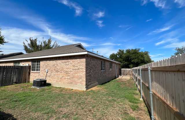 2410 Brittain Ct