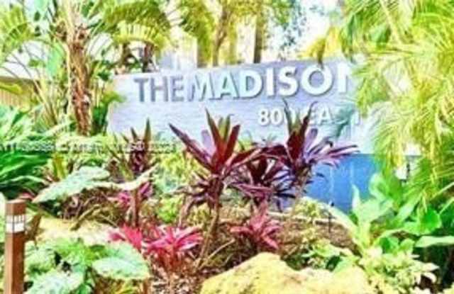 Photo of 800 N Miami Ave