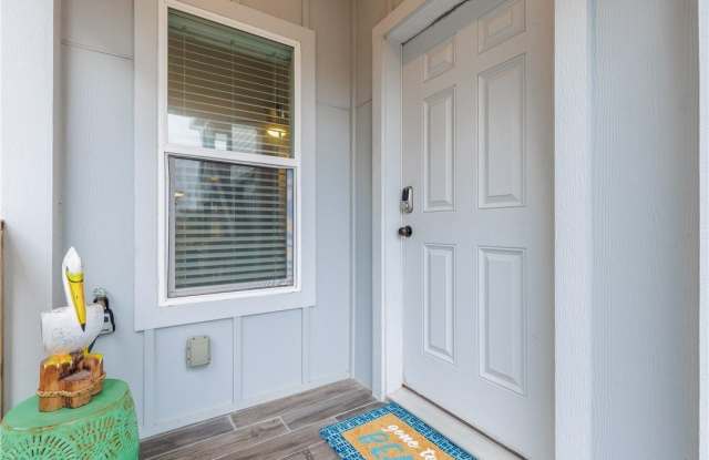 519 W Avenue C unit: B