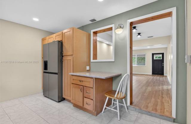 4820 NE 1st Terrace 0, Oakland Park, FL 33334