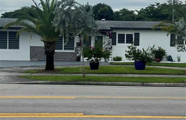2641 SW 97th Ave #0 MIAMI, FL 33165