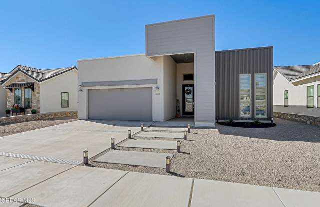 325 Playa Vista Street