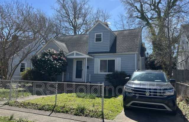409 E Lorengo Ave