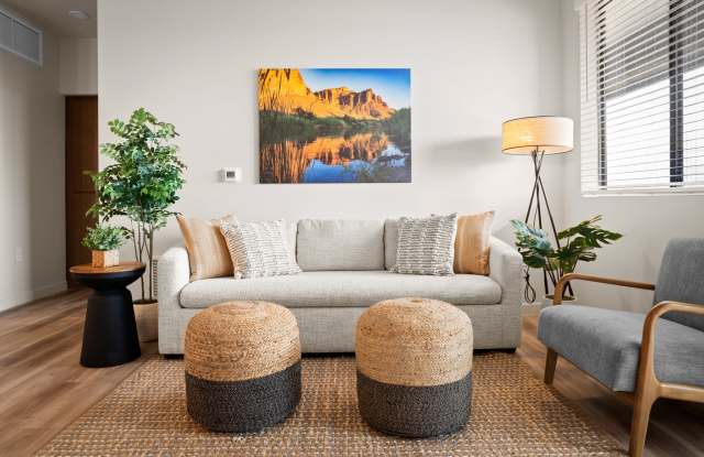 Acero Hawes Crossing