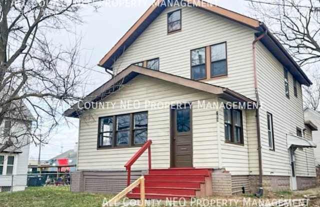 753 Clay Dr