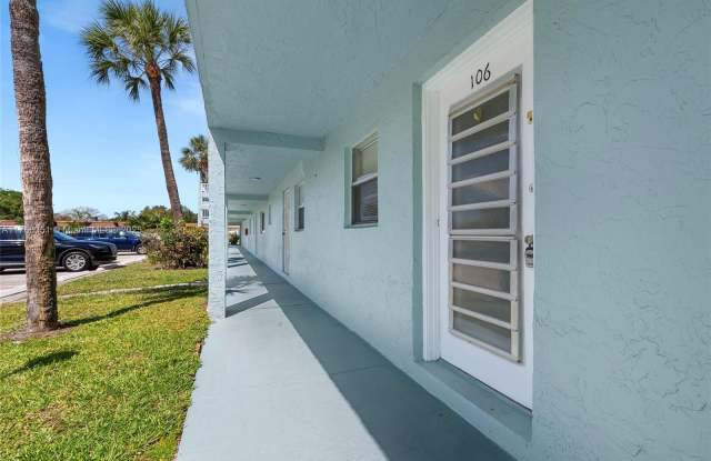 Photo of 606 SW Natura Blvd