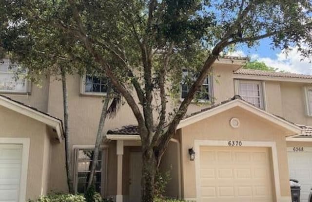 6370 Park Lake Cir - 6370 Park Lake Circle, Palm Beach County, FL 33437