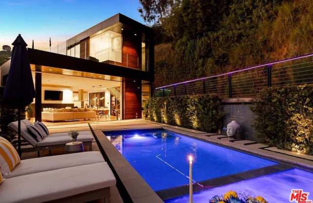 Photo of 1331 Belfast Dr