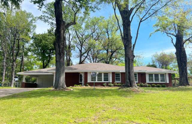 North Shreveport Home - 3712 Bobbitt Place, Shreveport, LA 71107