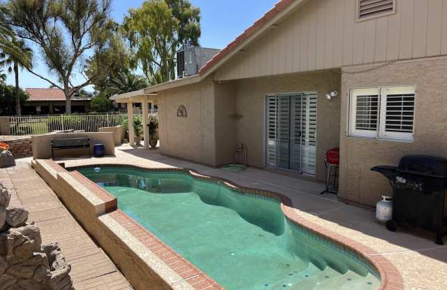 26625 S LAKEMONT Drive