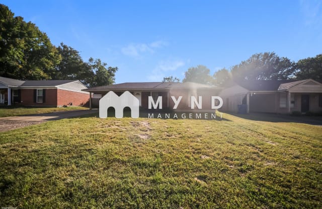 2655 Meadowbrook Dr - 2655 Meadowbrook Drive, Horn Lake, MS 38637