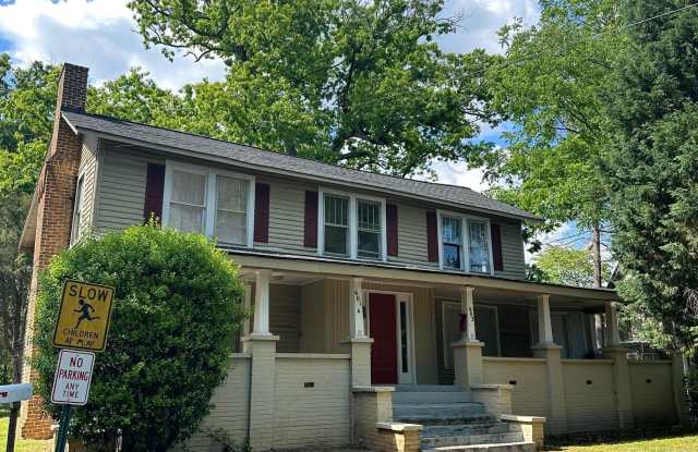 601 Davie Avenue