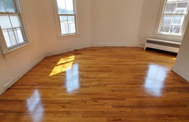 143 King George Street