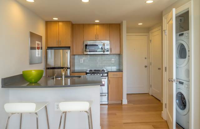 Photo of Sutton Plaza Apartments
