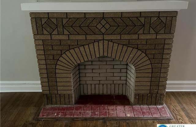 608 1/2 Saint John Street