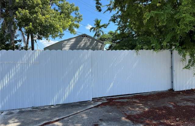 Photo of 11751 SW 190th Ter