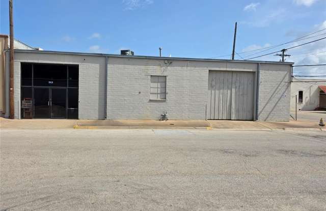 Photo of 313 E James Street