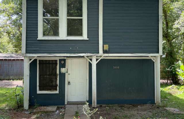 Photo of 1010 1/2 South 3rd Street