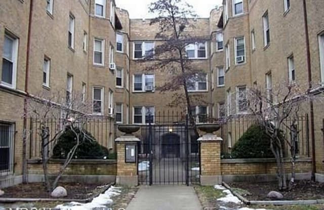 2212 E 70th ST. Unit 2A - 2212 East 70th Street, Chicago, IL 60649