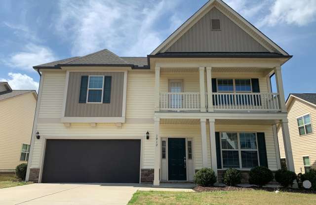 *Move in Special* 4 Bedroom | 2.5 Bath Home in Fuquay Varina
