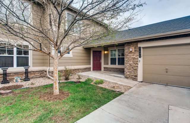 Gorgeous 5 Bed/4 Bath Townhome with Fully Finished Custom Basement! Cherry Creek Schools! - 7604 South Quemoy Street, Aurora, CO 80016