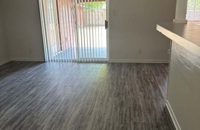 SFH - 78745 **2wks free rent qualified app  lease through 5/31/27**