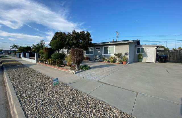Remodeled 4 Bedroom Norwalk House For Rent with AC!