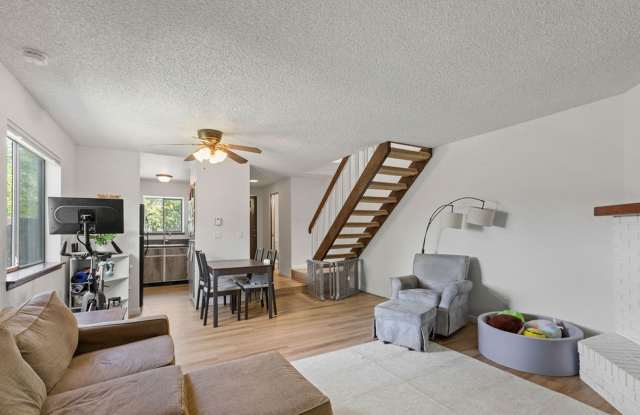 Charming West Side Townhome in Fort Collins