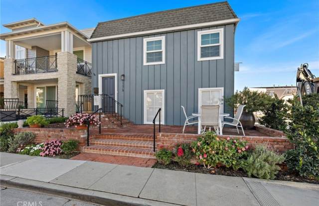 227 Coral Avenue 1/2