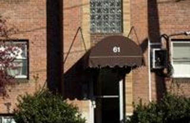 Beautiful 2 bed near the Green Line