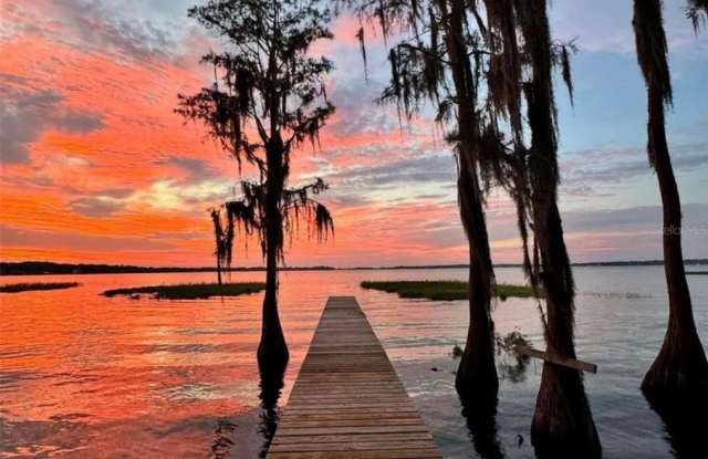 Photo of 11323 CYPRESS DRIVE