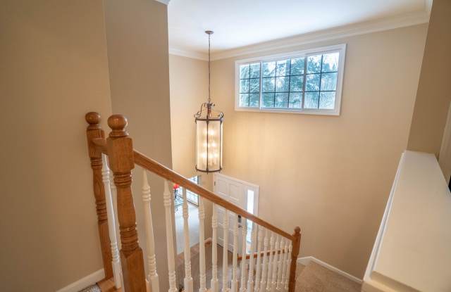 3Bd/2.5Ba Sammamish House