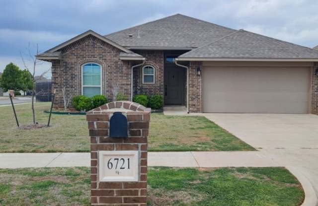 Beautiful Home! - 6721 Northwest 159th Street, Oklahoma City, OK 73013