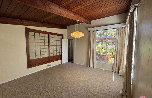 Photo of 2731 North Beverly Glen Boulevard