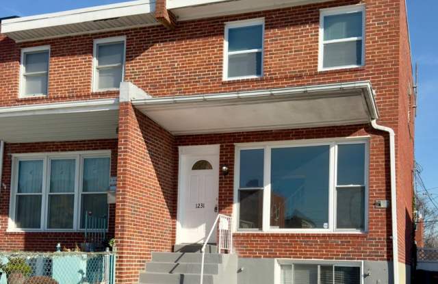 Photo of Charming 3 Bedroom/2 Bathroom Townhome in Violetville MD!