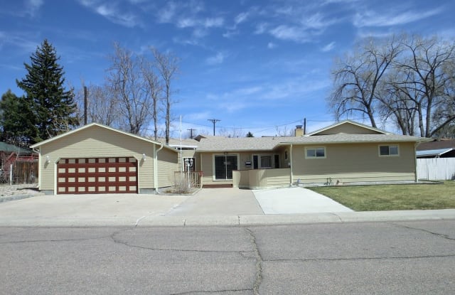 613 Rosemont Dr - 613 Rosemont Drive, Security-Widefield, CO 80911