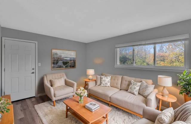 Barat Ave Apartments
