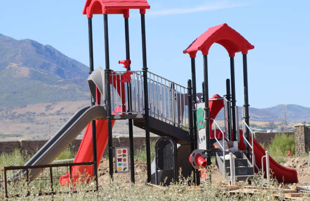 Photo of 539 W 1810 N - 21