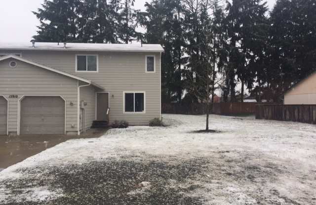 Photo of 15910 94th Avenue Ct E - B