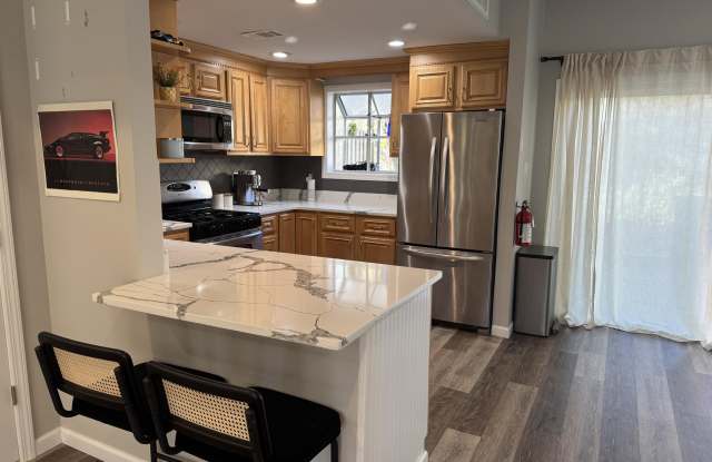 28 Melrose Drive unit: 410