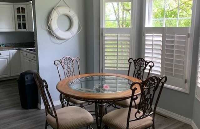 Photo of Furnished 4 Bedroom 3 Bath House in Kimberling City, MO with 2 car garage-Seasonal Lake View