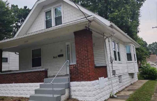 3653 Taylor Blvd - 3653 Taylor Boulevard, Louisville, KY 40215