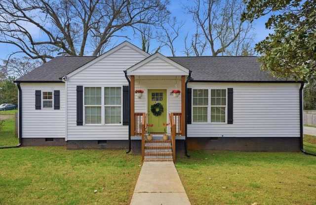 Contemporary Elegance Meets Greenville Convenience