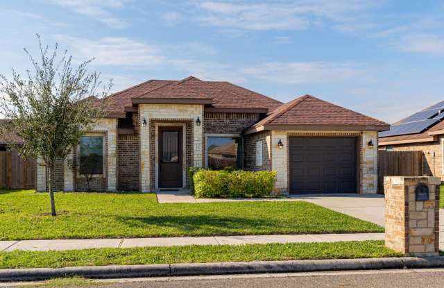 2702 East Yosemite Street - 2702 East Yosemite Street, Edinburg, TX 78542