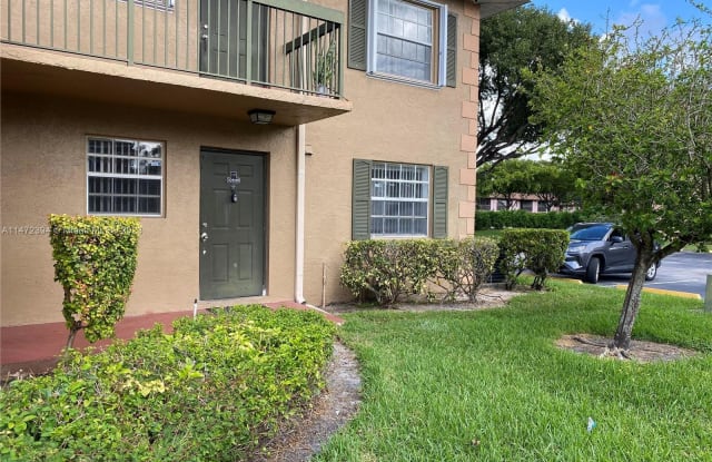 10449 Northwest 8th Street - 10449 Northwest 8th Street, Pembroke Pines, FL 33026