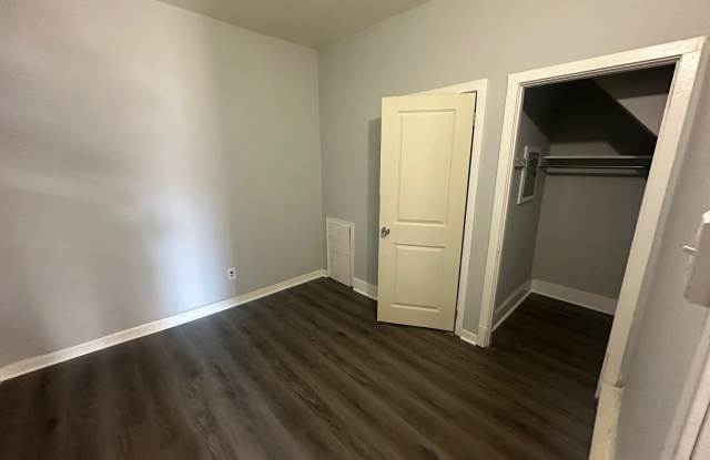 1521 Wakeling Street - 1F