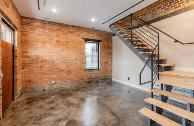 225 Old South High Street Apt. 128