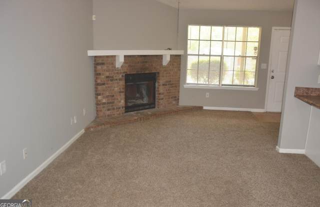 4952 Isle Royal Court